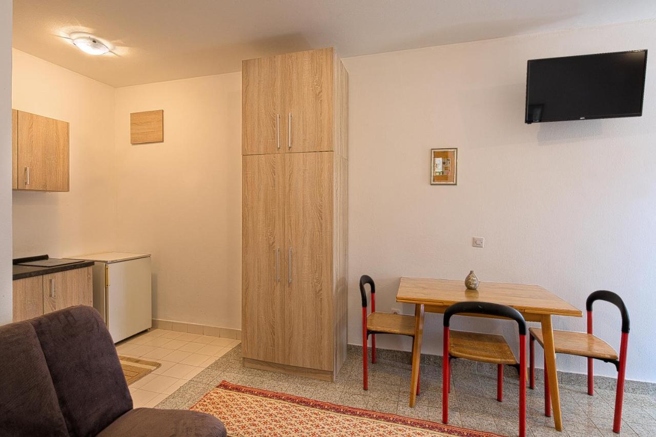 Guest House Madra Budva Eksteriør bilde