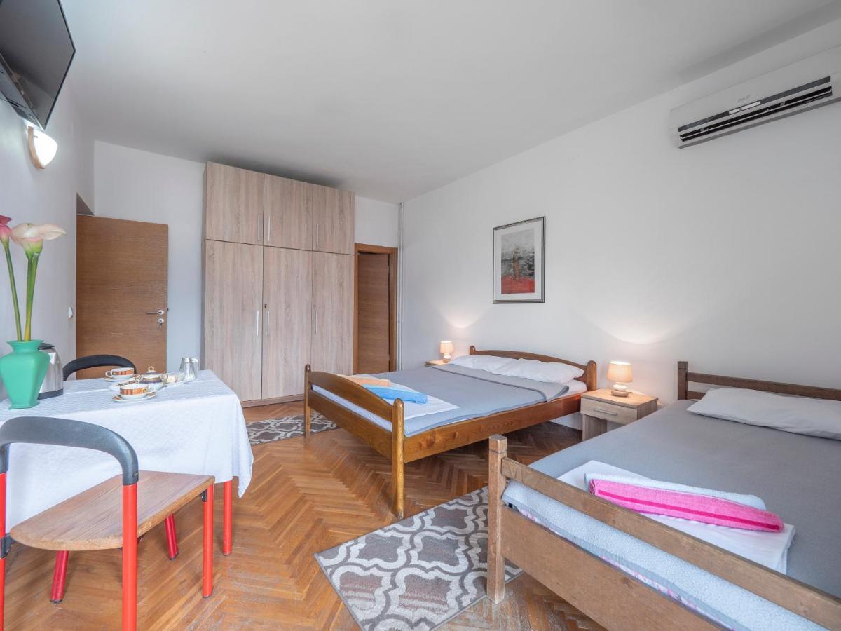 Guest House Madra Budva Eksteriør bilde